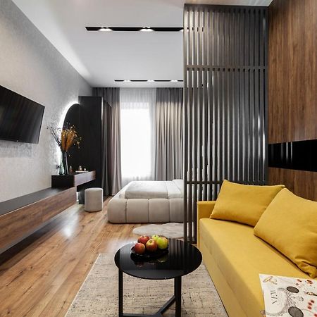 Dream Apartament On Drahomanova Street Lviv Extérieur photo