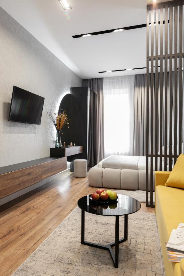 Dream Apartament On Drahomanova Street Lviv Extérieur photo