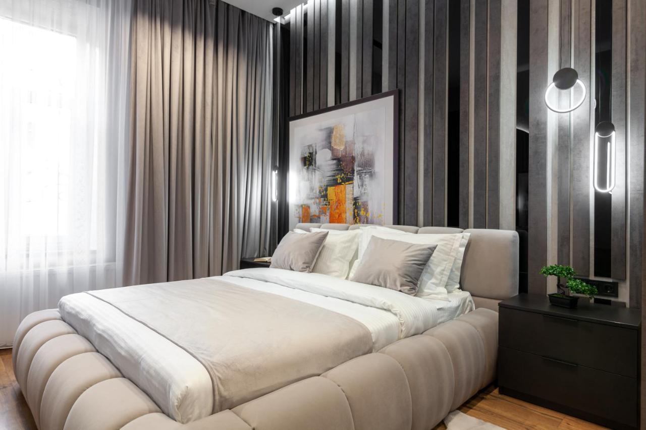 Dream Apartament On Drahomanova Street Lviv Extérieur photo