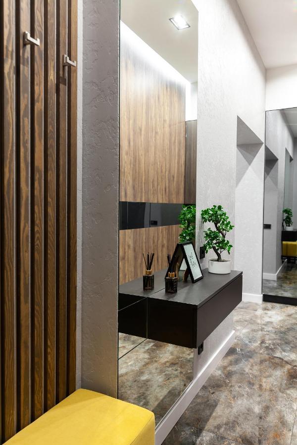 Dream Apartament On Drahomanova Street Lviv Extérieur photo