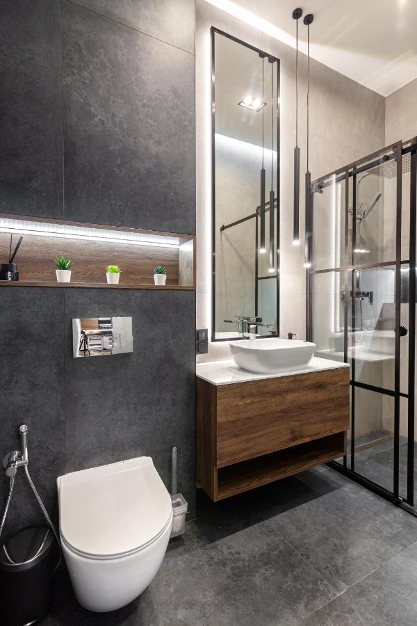 Dream Apartament On Drahomanova Street Lviv Extérieur photo