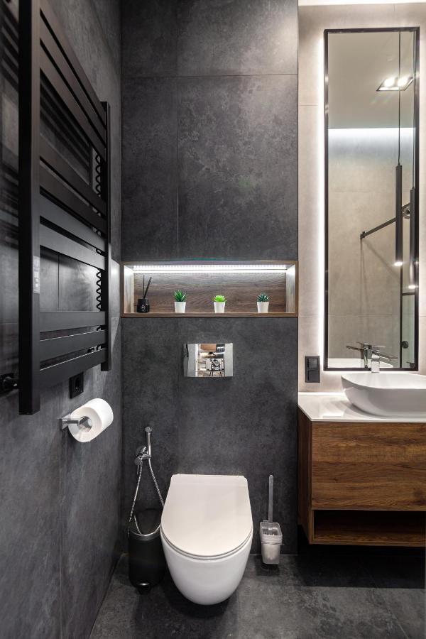 Dream Apartament On Drahomanova Street Lviv Extérieur photo