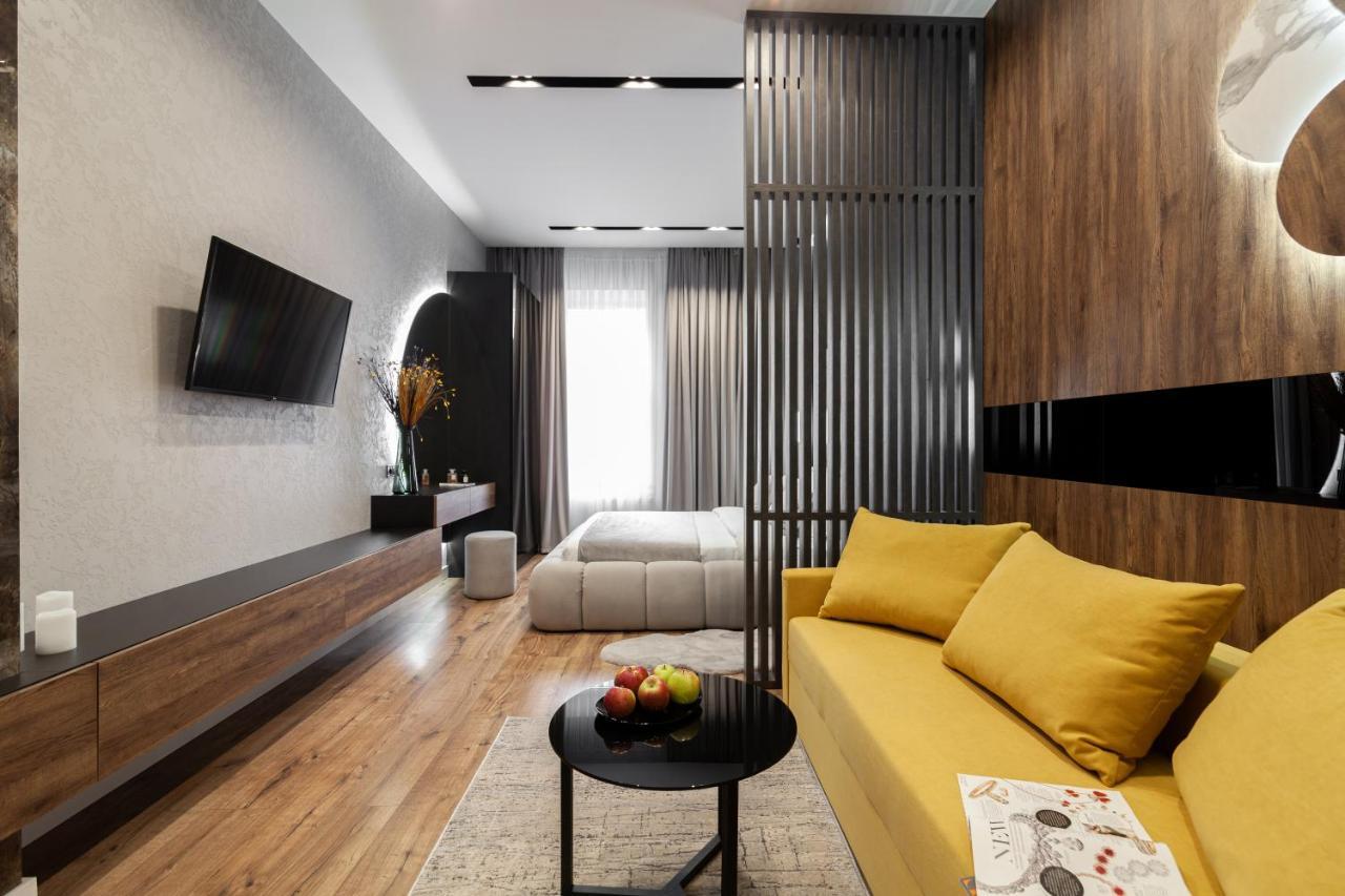 Dream Apartament On Drahomanova Street Lviv Extérieur photo
