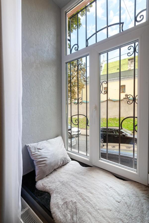 Dream Apartament On Drahomanova Street Lviv Extérieur photo