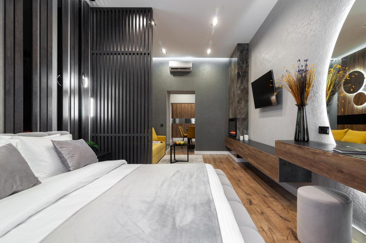 Dream Apartament On Drahomanova Street Lviv Extérieur photo